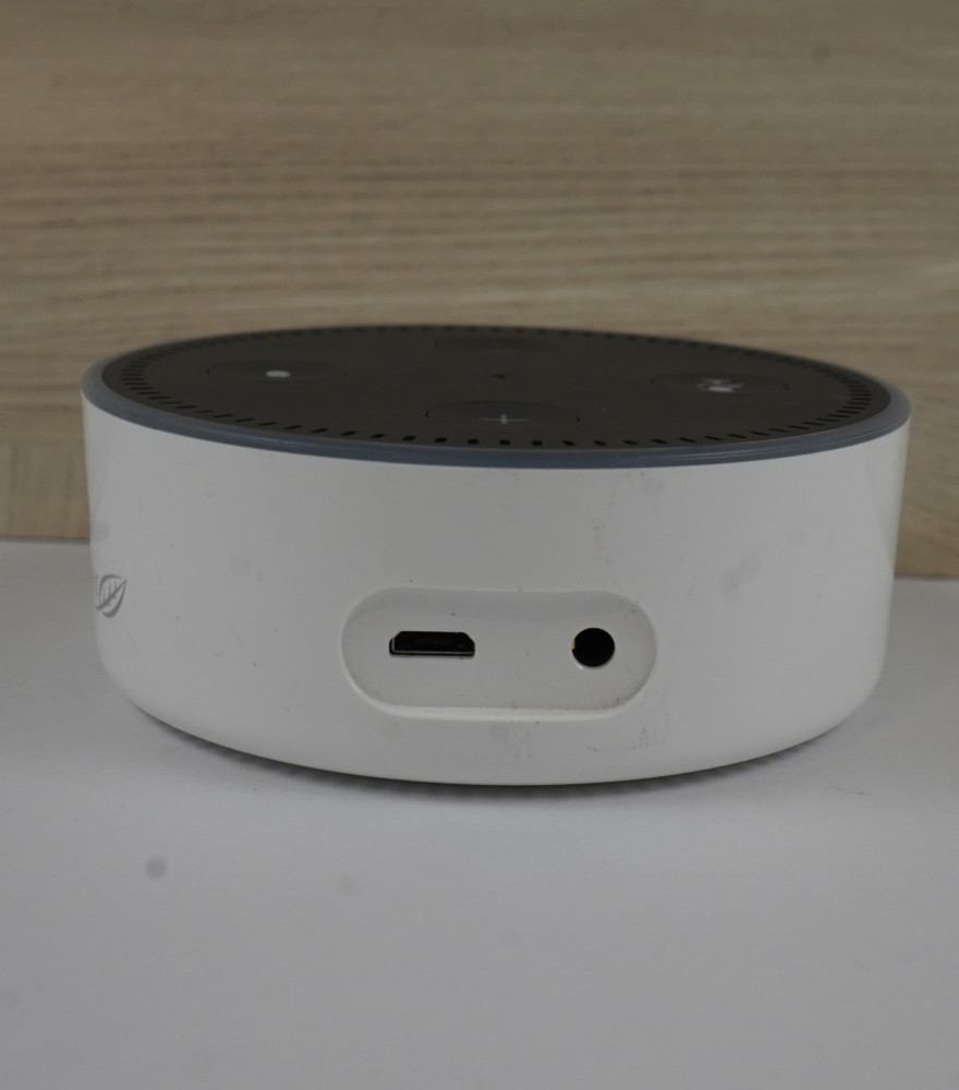 Amazon Dot 2nd Generation White Smart Speaker Model RS03QR NO Power Adapter