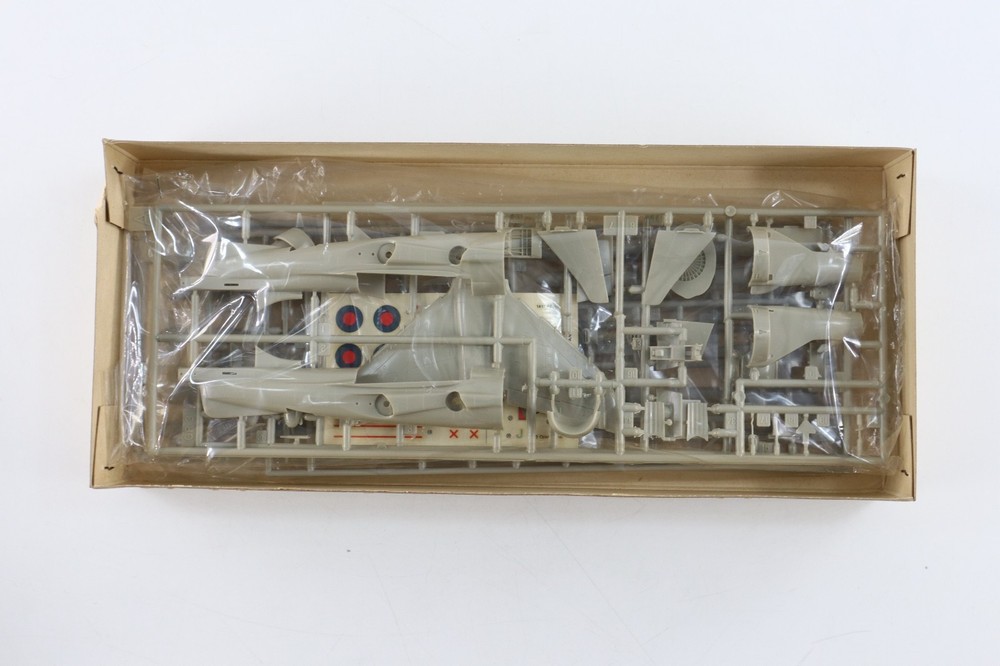 Fujimi 1/72 BAe Harrier GR-3 Model Kit
