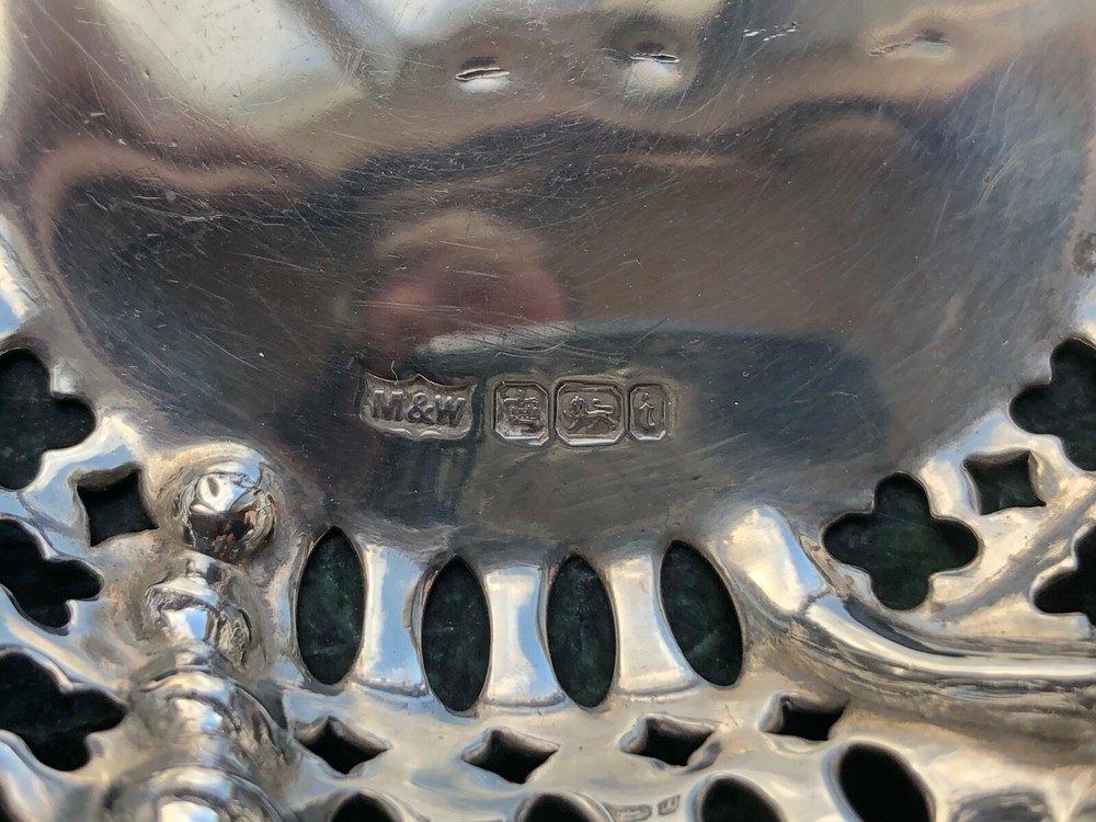 Anque Solid Sterling Silver Victorian Dish Sheffield 1901 15.5cm diameter