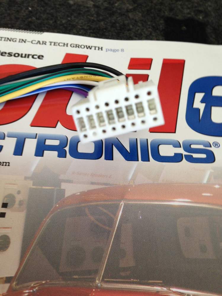 Soundstream VRN-75HB V2 16 POWER PLUG