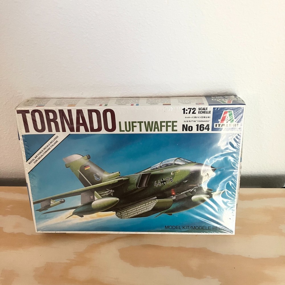 ITALERI 1/72 Tornado Luftwaffe Plastic Model Kit 164 New