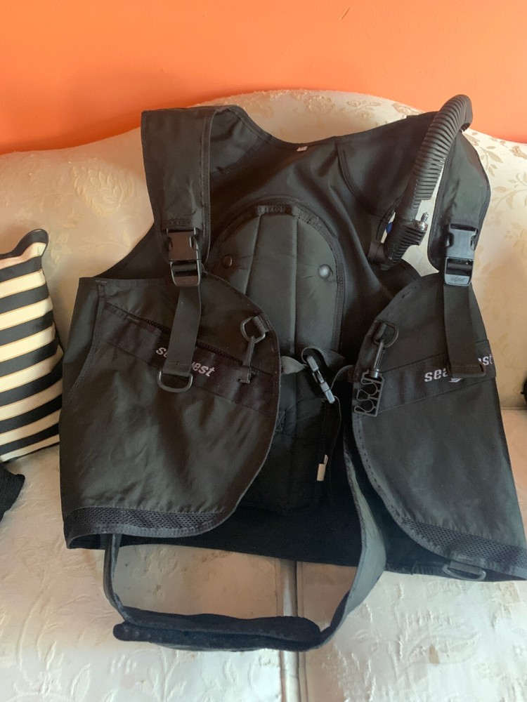 Seaquest Buoyancy Compensator