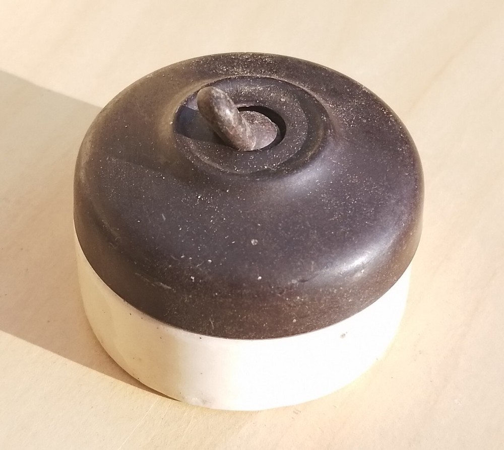 Vintage Old Antique Bakelite Ceramic Olde Lighting Light Switch