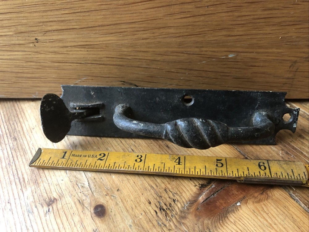 Pre 1800 metal door pull handle single piece decorative With Thumb Release