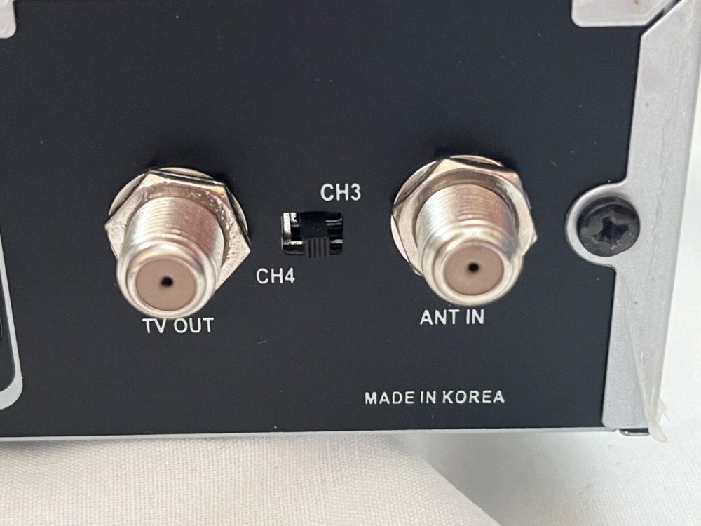 Ariza Digital Satellite Receiver Model 700