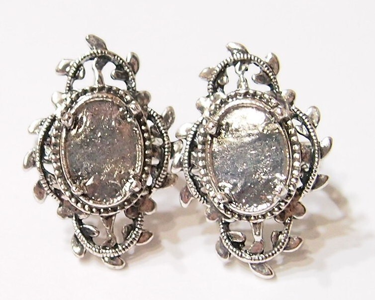 6 - 14x10mm Antique Silver Victorian Deco Loop &Leaves Adjustable Ring Settings