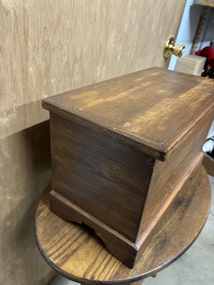 Miniature Salesman Sample Size Blanket Chest