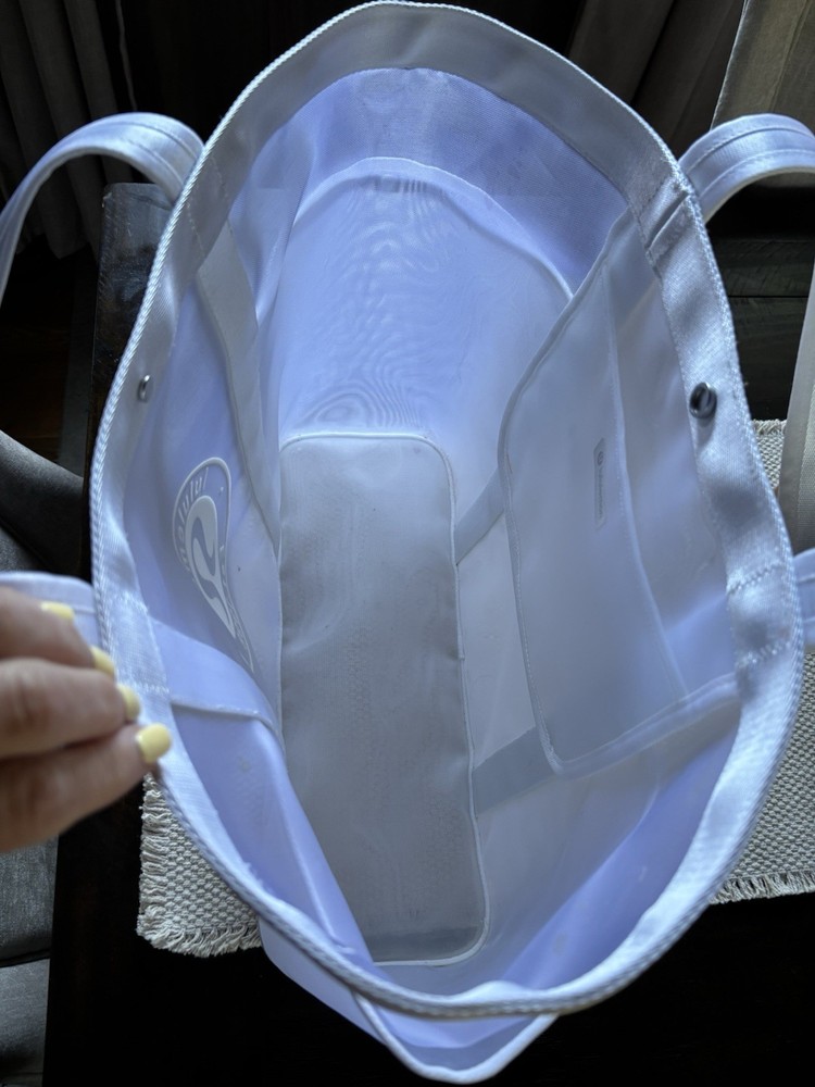 Lululemon Multi Pocket Mesh Tote