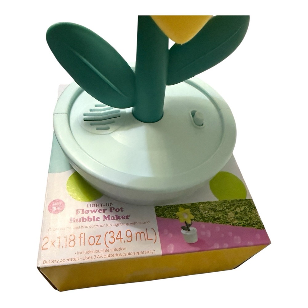 Sun Squad Flower Pot Bubble Maker Light Up