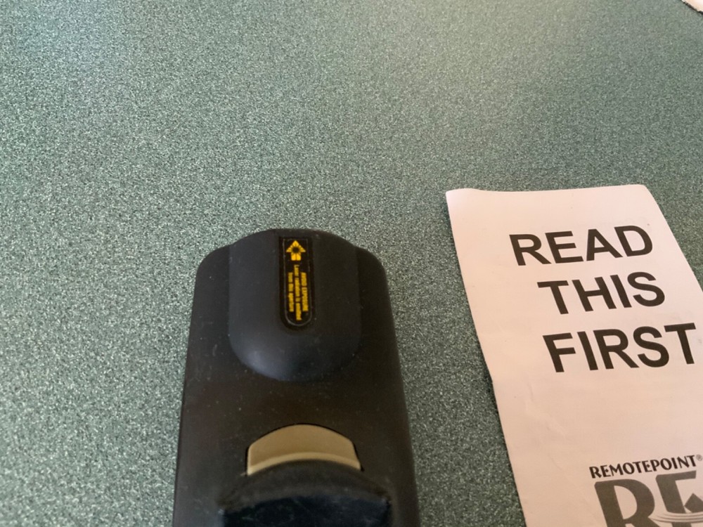 VINTAGE 2001 INTERLINK ELECTRONICS - REMOTEPOINT HANDHELD RF MOUSE # VP4810