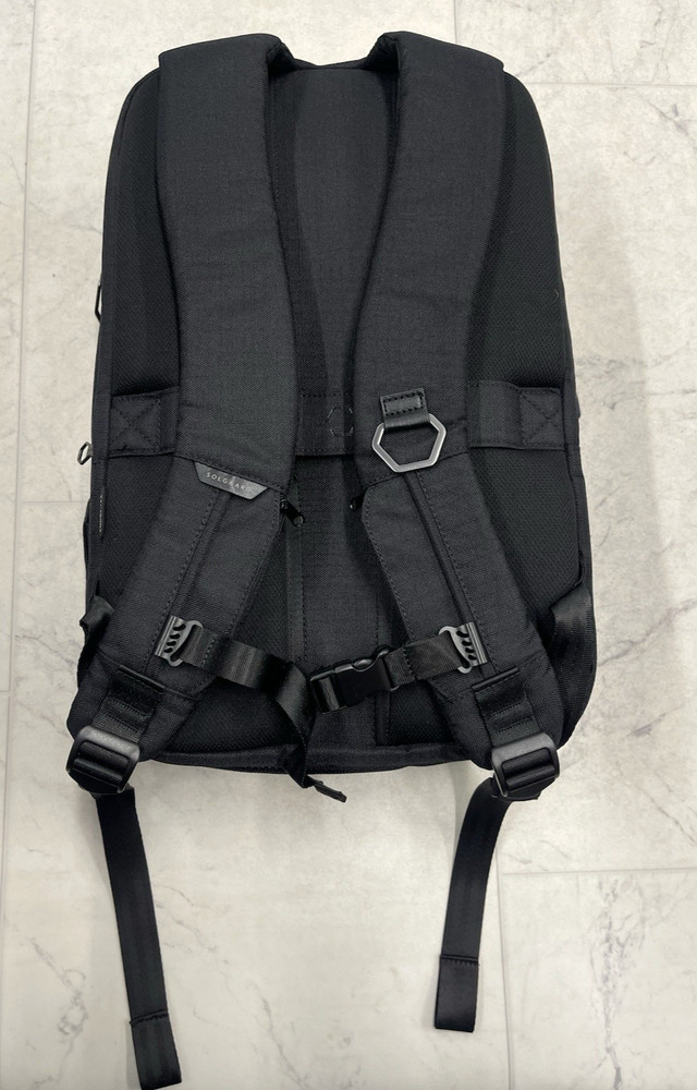 New Solgaard Endeavor 2.0 Medium Backpack In Black