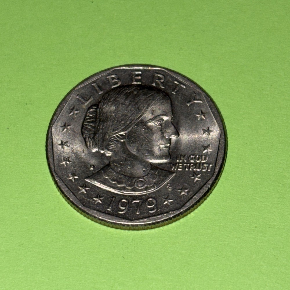 1979 D Susan B Anthony $1 One Dollar Coin
