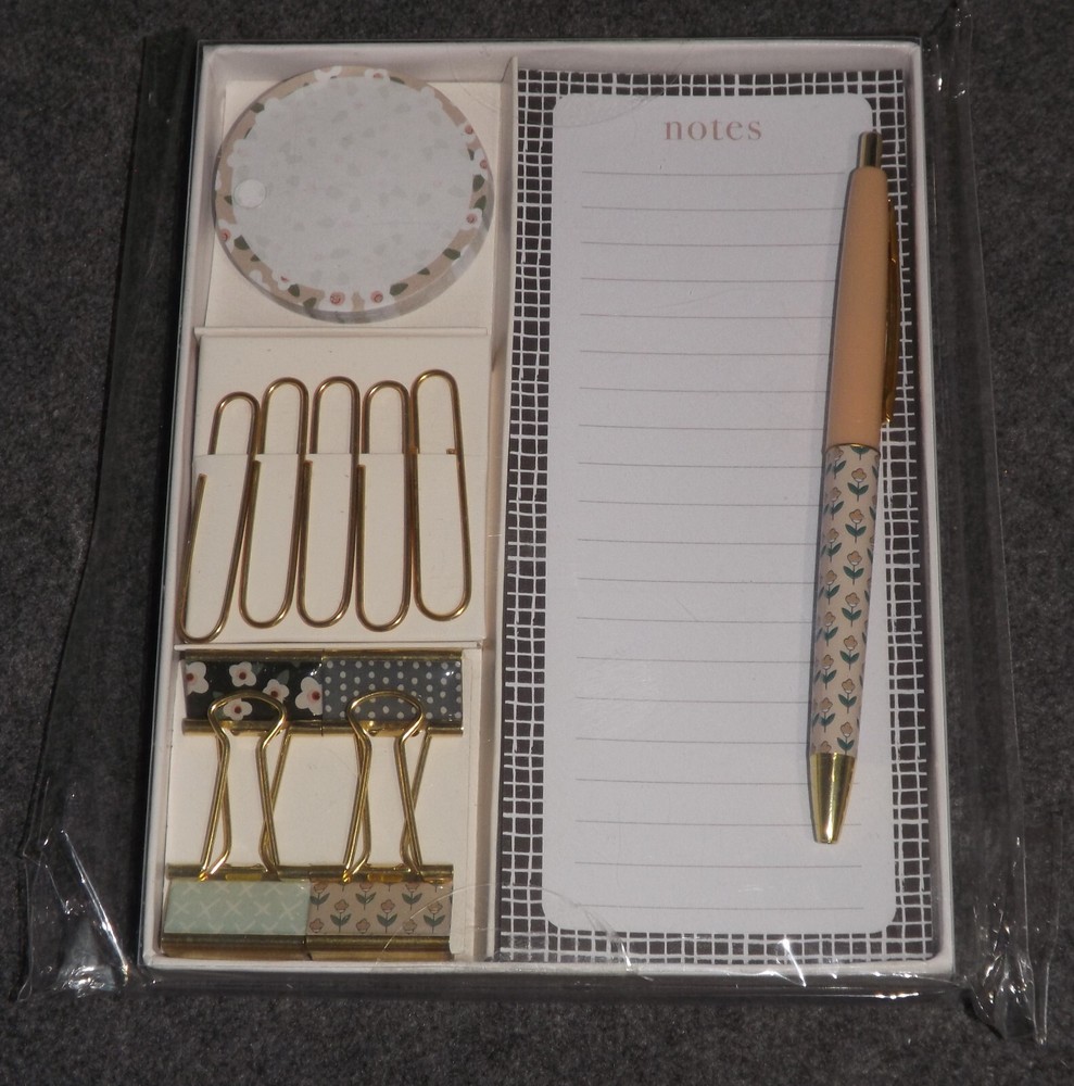 Desk Office Supplies - Notepad - Pen - Binder & Paper Clips - Sticky Notes - NEW
