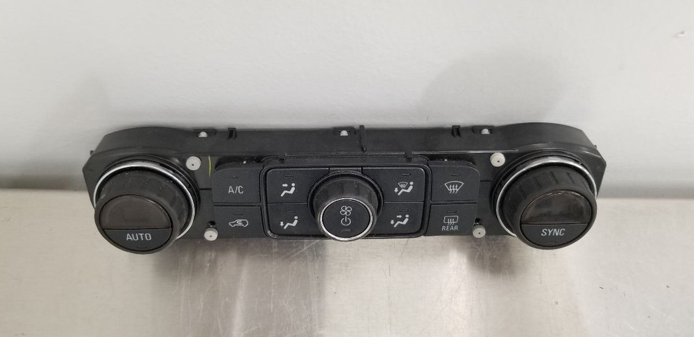 16 CHEVY SILVERADO 1500 LT AC HEAT TEMPERATURE CLIMATE CONTROL PANEL 23486614