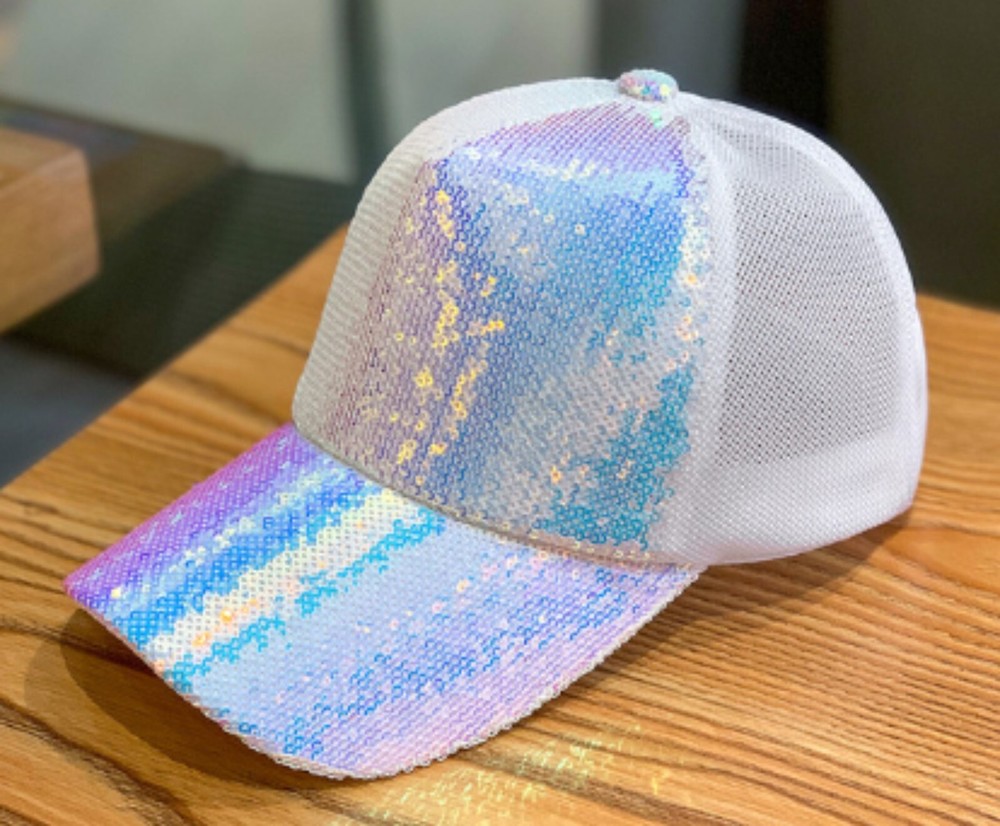 🧢 White adjustable cap, reflective front purple & pink ✨