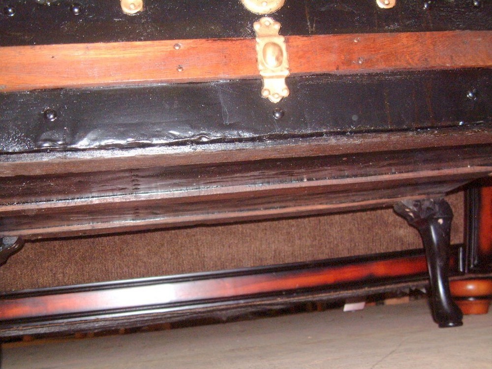 Vintage Trunk, Coffee Table, Storage Chest Chic Style