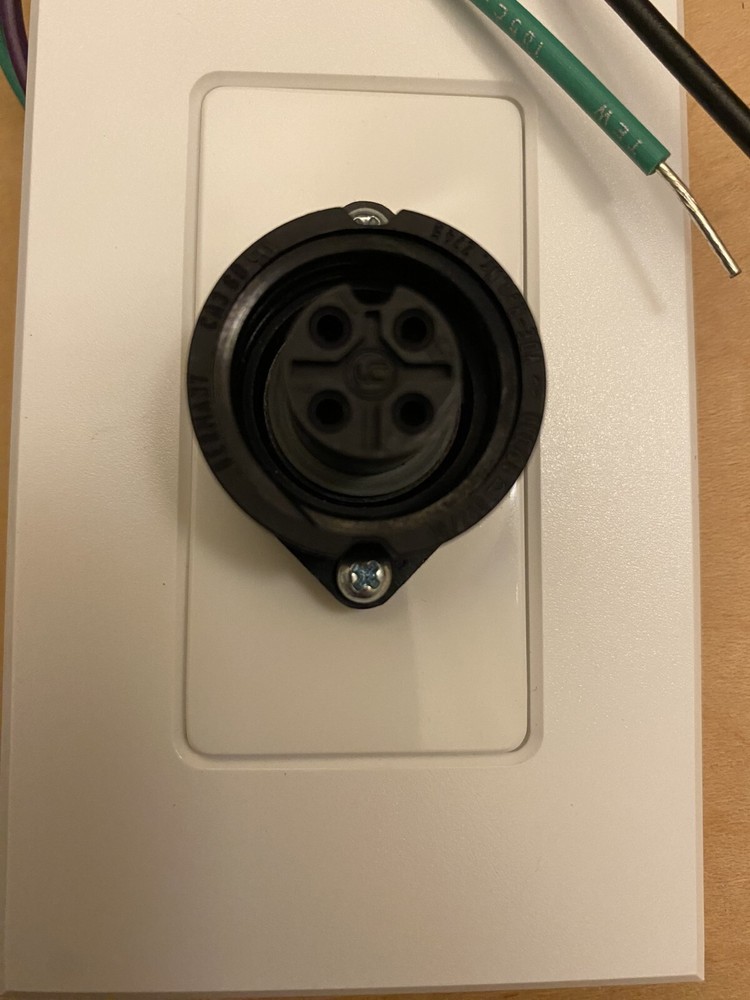 Lightolier Controls MultiSet MS232 an ASCII Interface , i.e. for Crestron