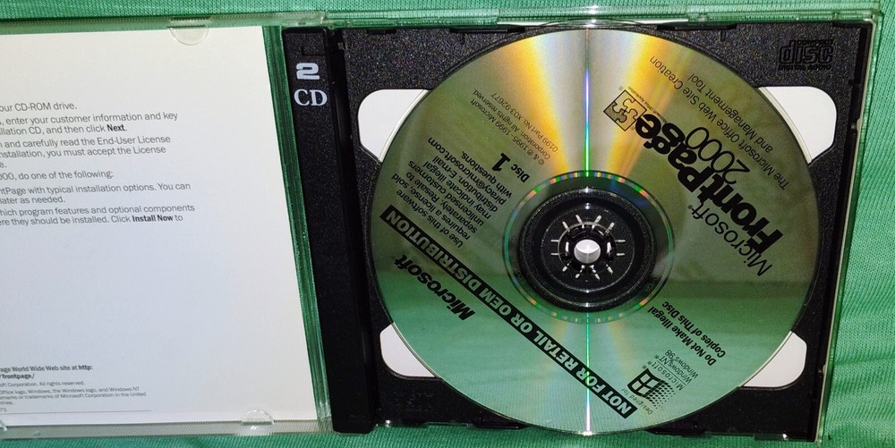 Microsoft Frontpage 2000 - Not for Retail Version Vintage Software for Windows