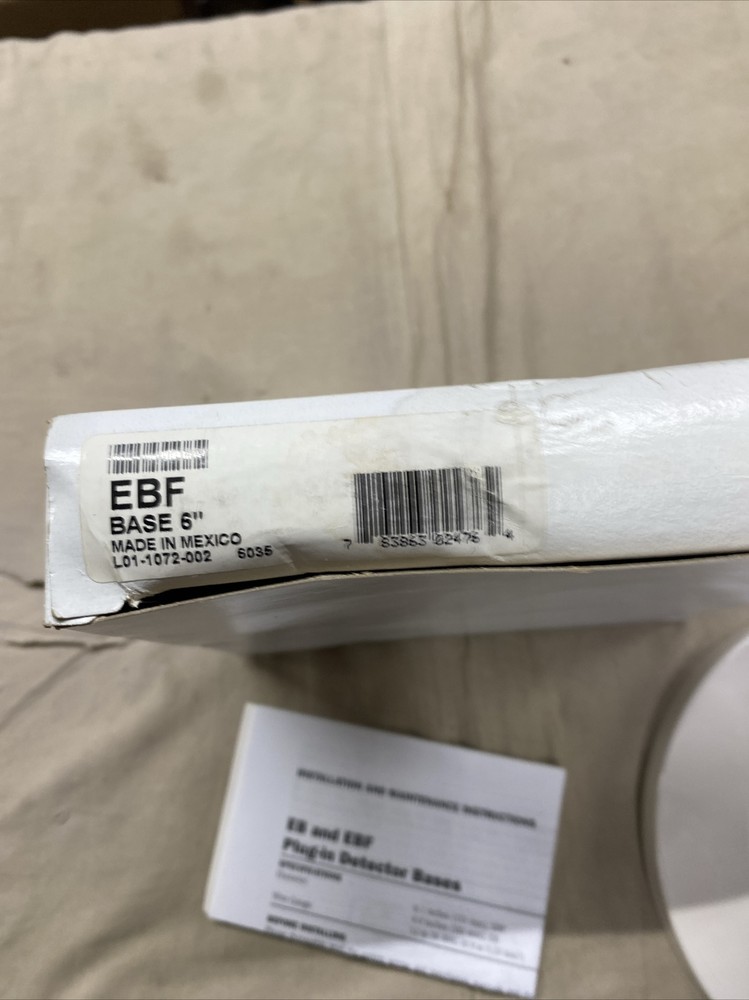 NEW SYSTEM SENSOR EBF 6" SMOKE DECECTOR BASE PLUG-IN L01-1072-002