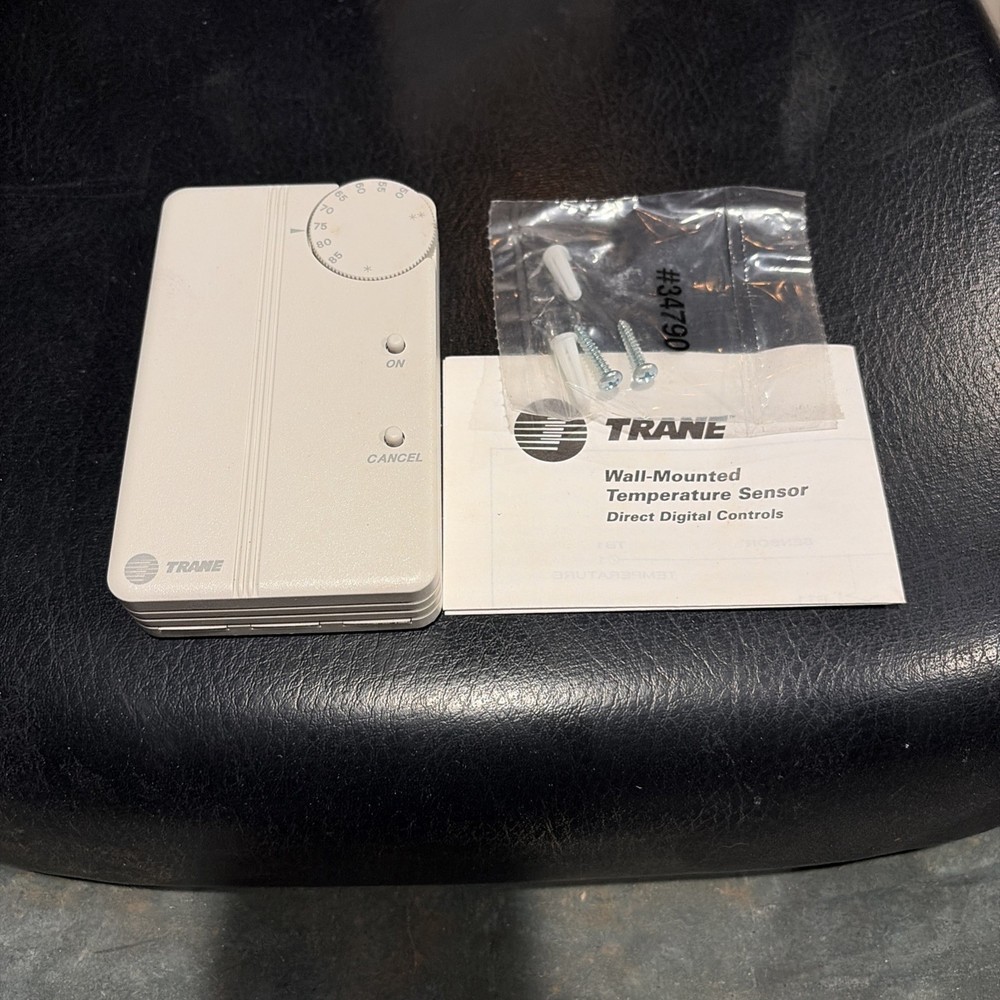 Trane  Thermostat X13510606020 Wall Mount NIB