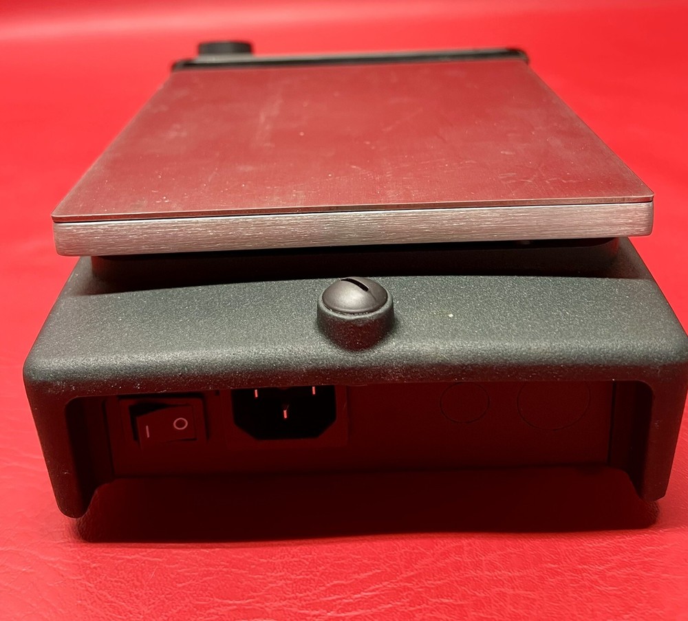 Cole Parmer Stuart Magnetic Analog Stirrer SS151K
