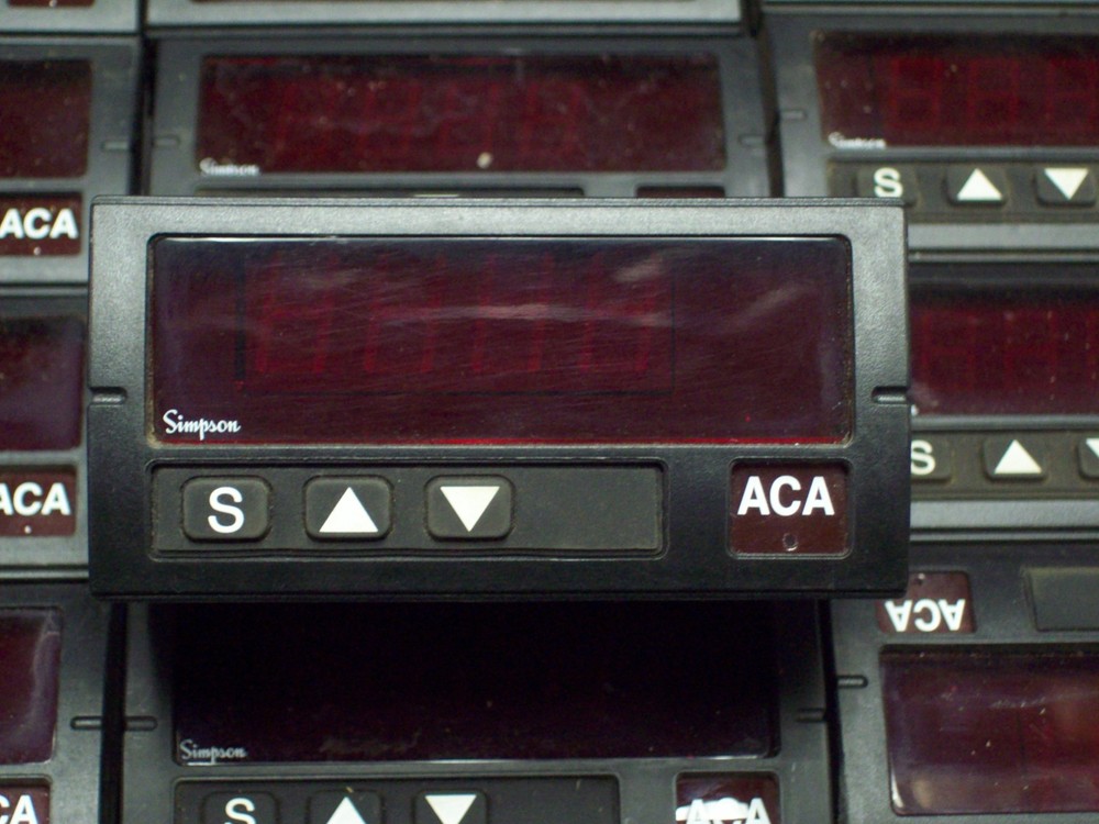 (1) SIMPSON ACA VOLTAGE CONTROLLER 120VAC , H 235-1-0460-0-0-0
