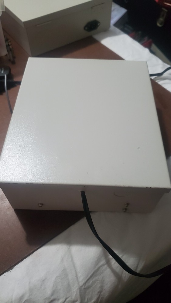 9 CH CCTV Security Camera Power Supply Box 12V DC