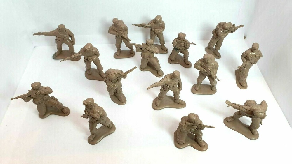 Delta Force, US infantry 15 figures scale 1/32 Mars Figures 32011