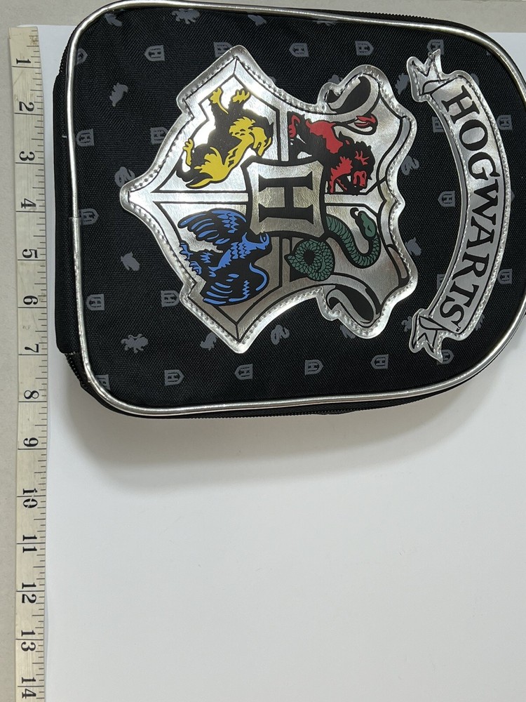 Harry Potter Hogwarts Lunch Box NES With Tags