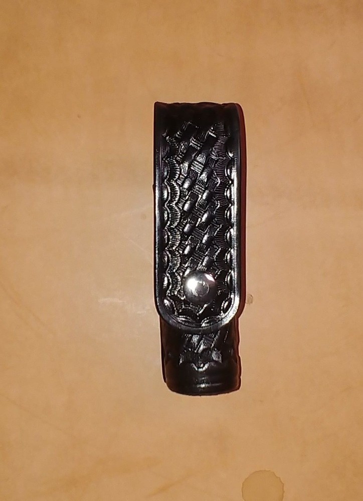 STREAMLIGHT STINGER OPEN BOTTOM LEATHER BASKETWEAVE CARRIER