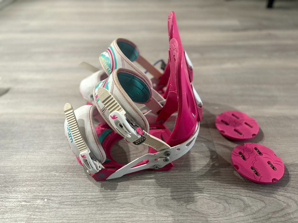 RARE Forum Women's Snowboard Bindings, Pink - Medium