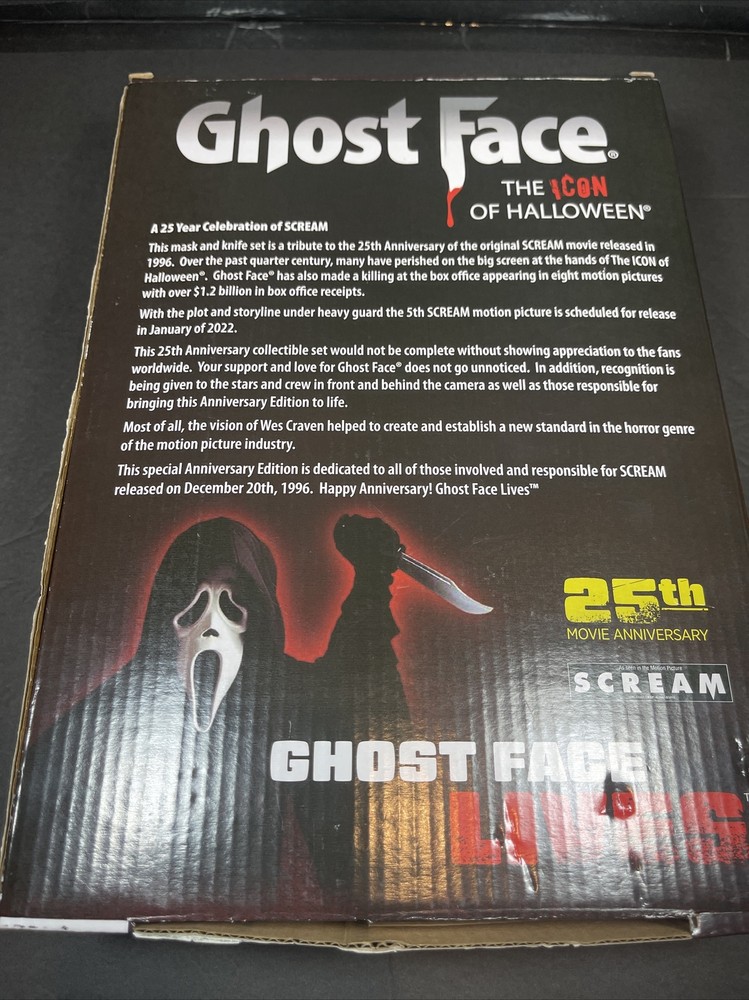 Scream Ghost Face 25th Anniversary Collectors Set ScreamBox plz read description