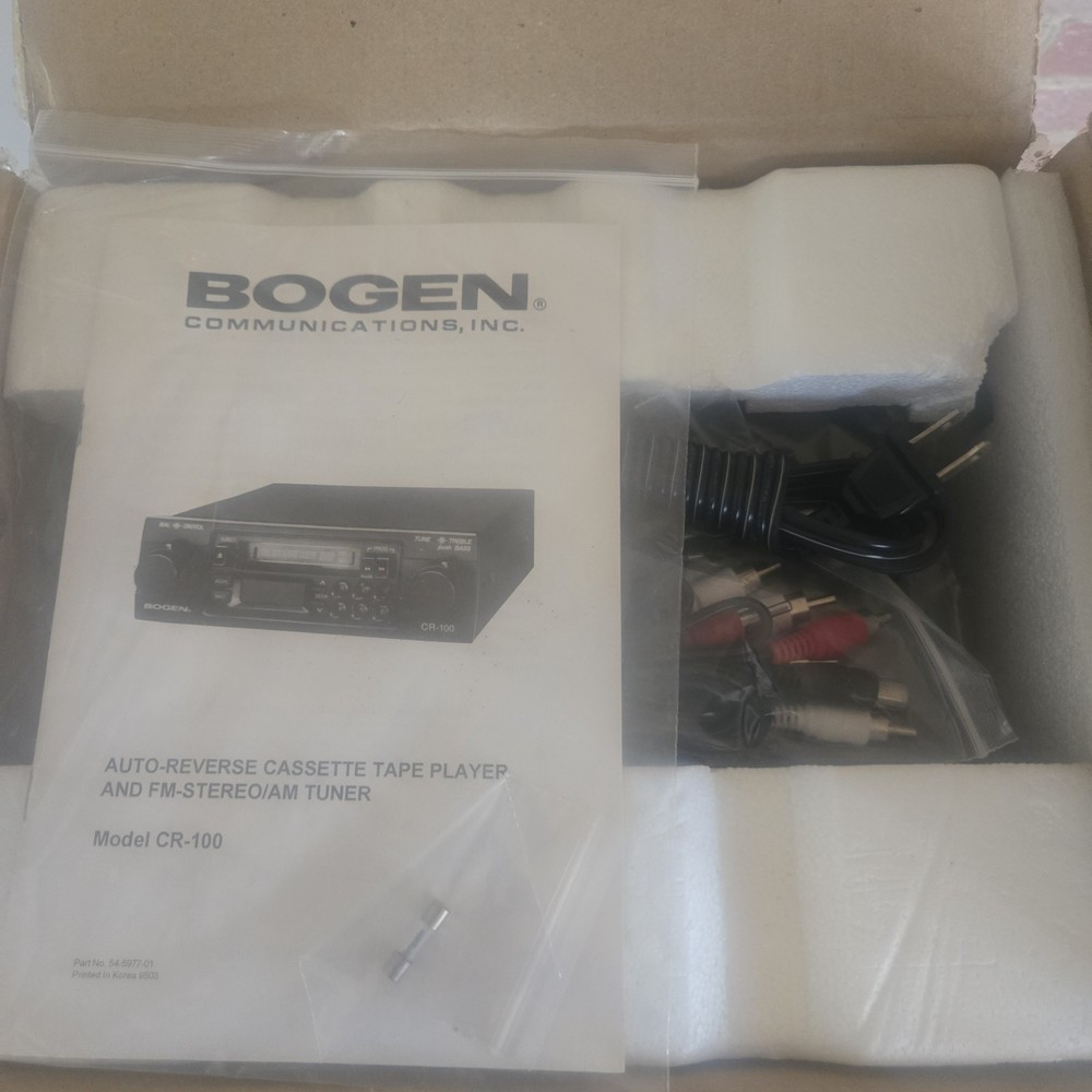 Bogen CR-100 CASSETTE RADIO