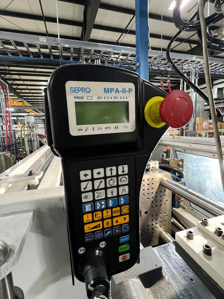 Used Sepro SR-55 SP Sprue Picker Robot
