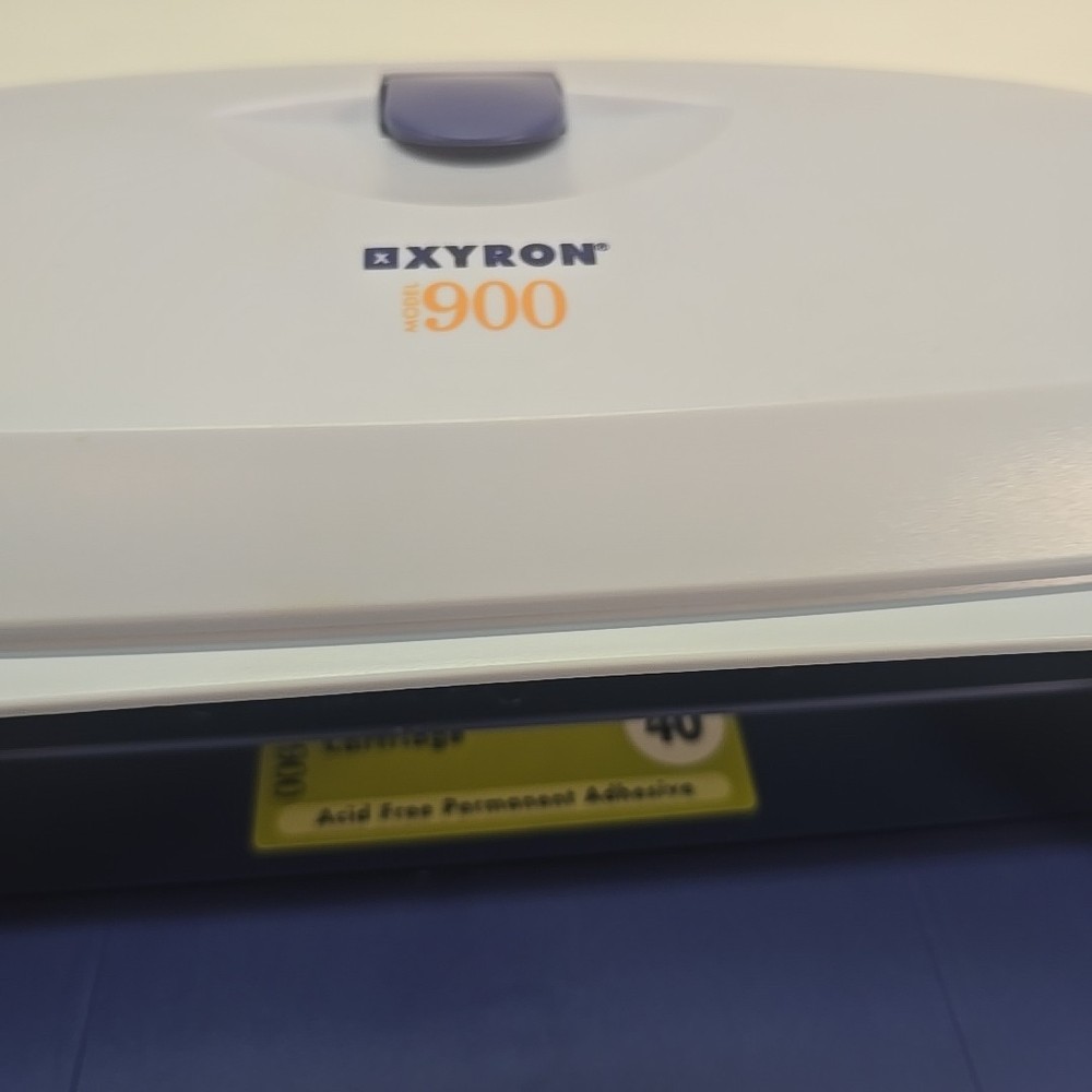 Xyron Model 900 Laminator Laminating Sticker Making Machine Label