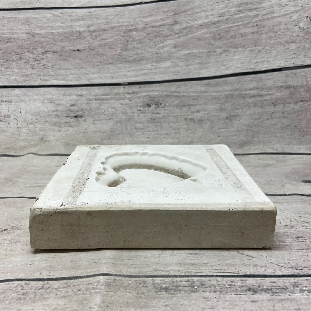 Unbranded Ceramic Casting Mold Heart Dish