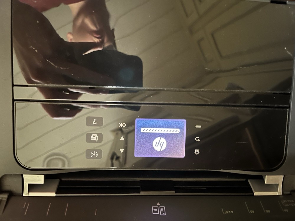 HP OfficeJet 200 Mobile Color Inkjet Printer USB | No Ink