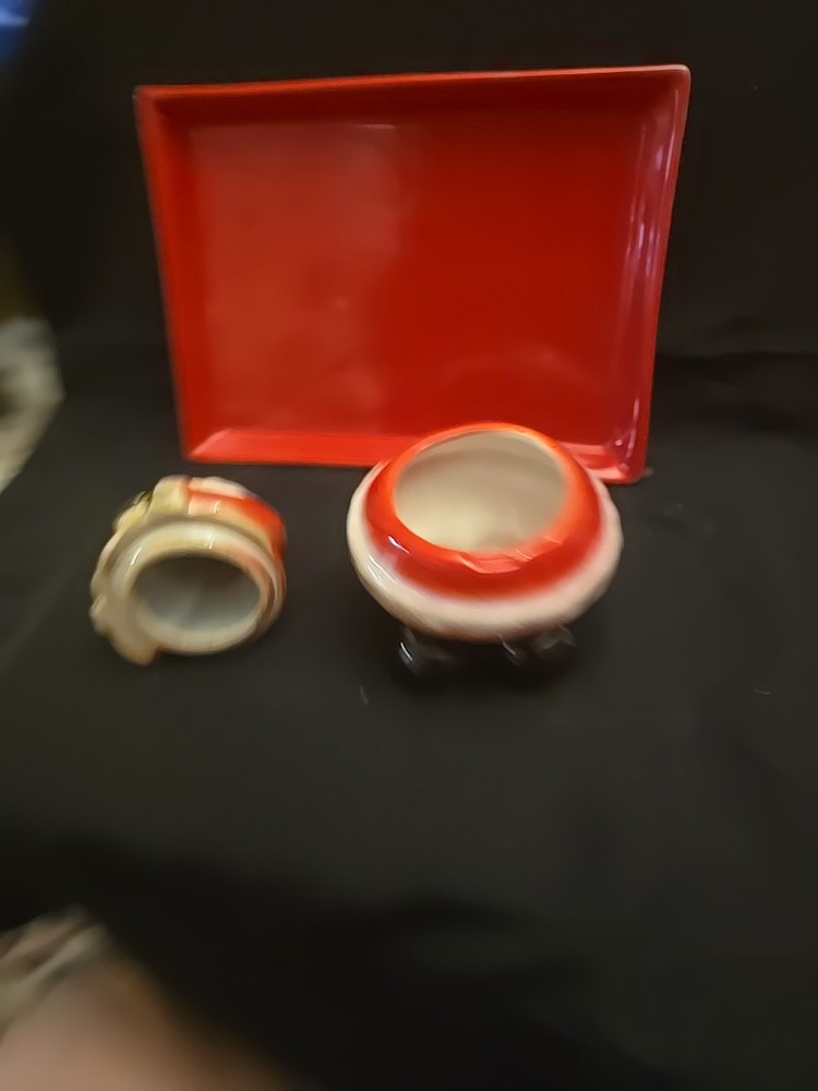 Pre-Owned Kirklands Holly Collection Ceramic Santa Hostess Set