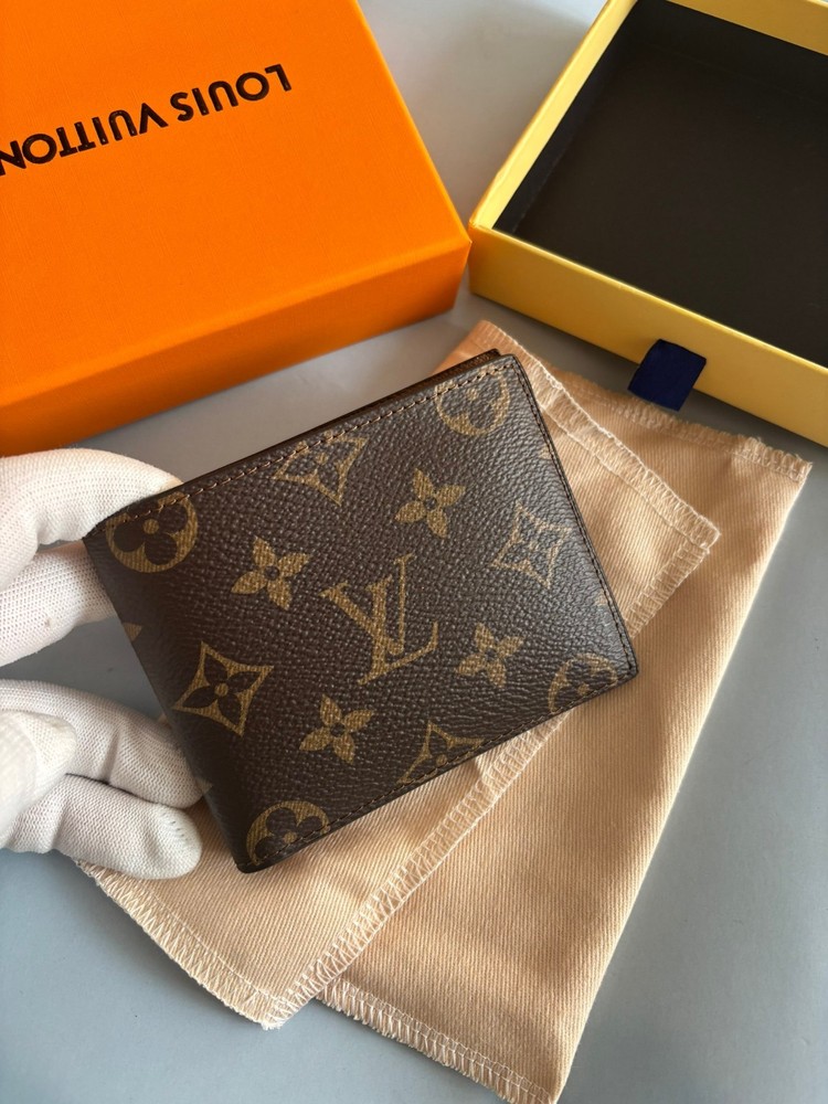 Louis Vuitton Louis Vuitton Brown Keychain