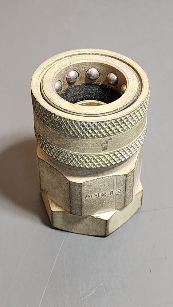 SNAP-TITE VIHC12 Quick Connect Hose Coupling NOS