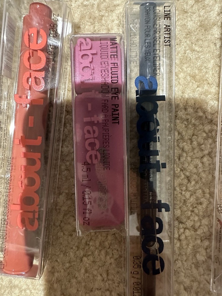 About Face 5 Piece Bundle ( Includes Lip/eye Liner And Eyeshadow )