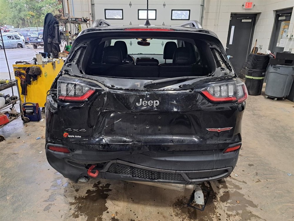 2019 Cherokee Camera/Projector Sku#4270631