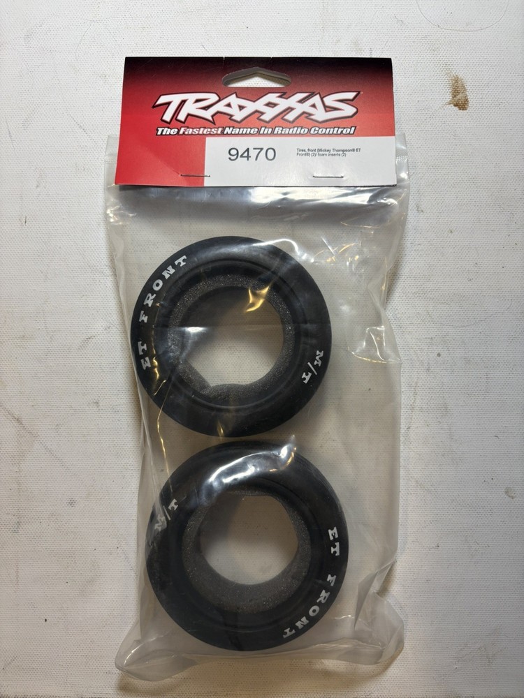 Traxxas 9470 - Tires, front (2)/ foam inserts (2)