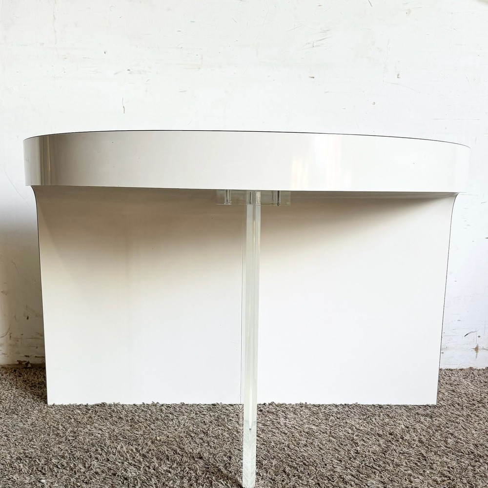 Postmodern Sculpted White Lacquer Laminate and Lucite Waterfall Side Table