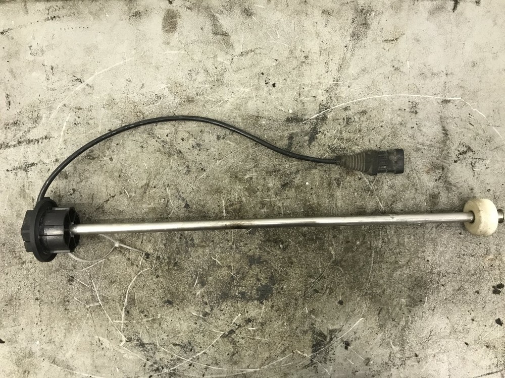 Kenworth T680 DEF Sensor - Used