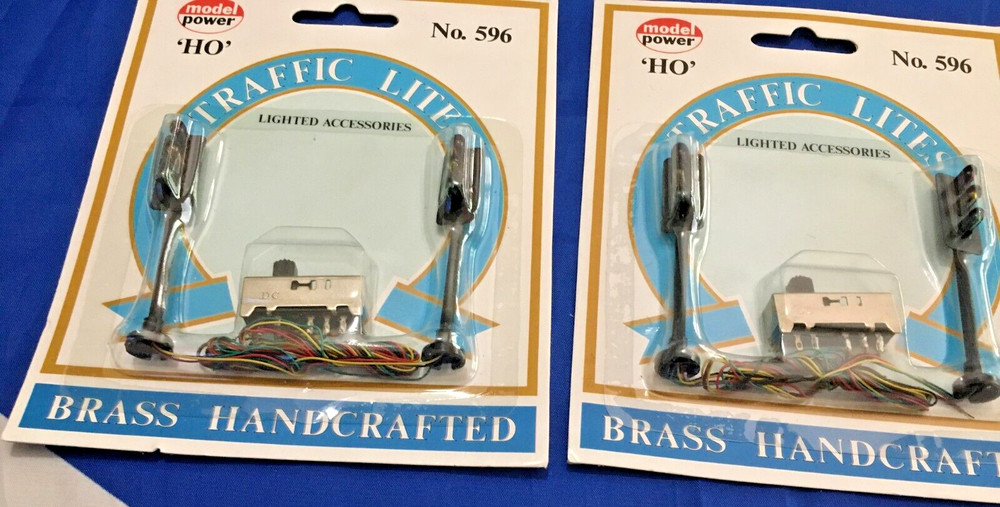 Model Railroad Traffic Lites HO scale #596 Two Sets brass