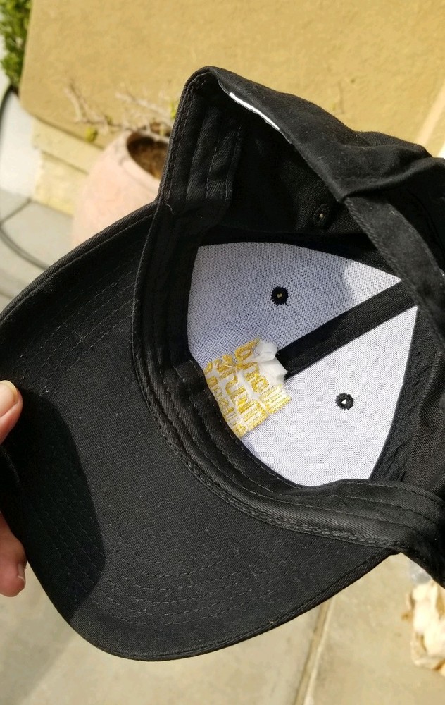 2004 World Music Awards Hat