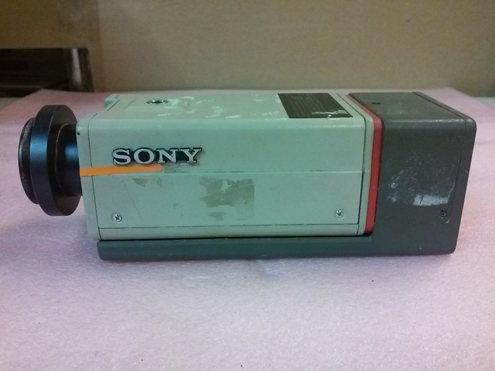 SONY DXC-101 CCD Color Video Camera
