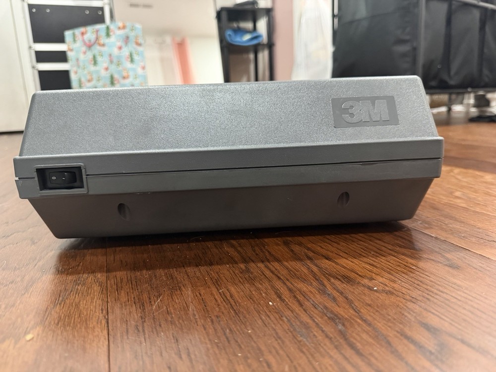 3M 2000 AG Overhead Projector Briefcase Portable Transparency TESTED