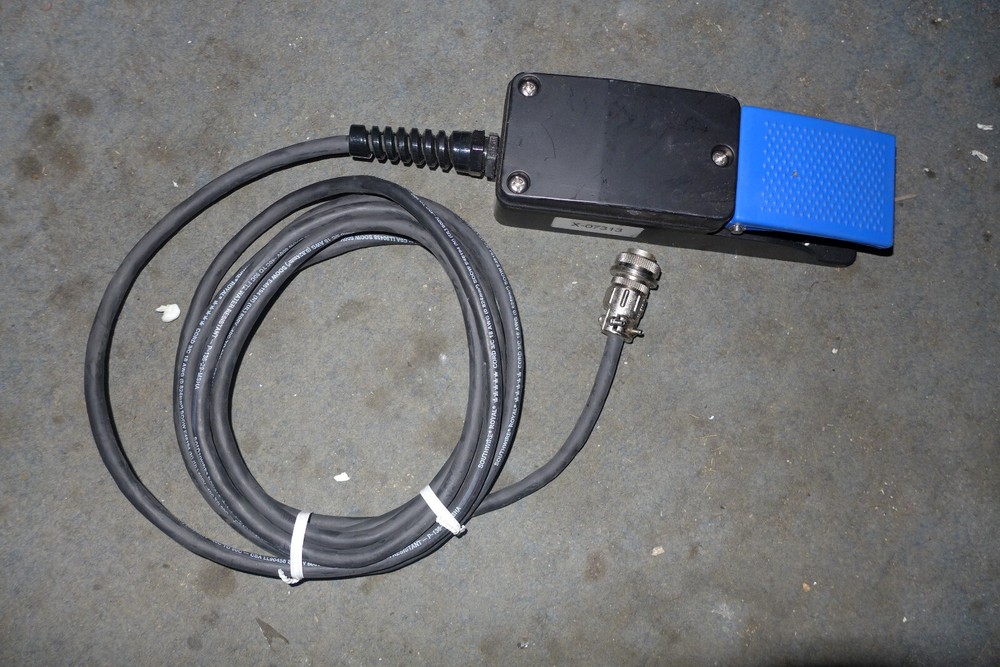 O76 VALLEYLAB E6009B BIPOLAR FOOTSWITCH USED